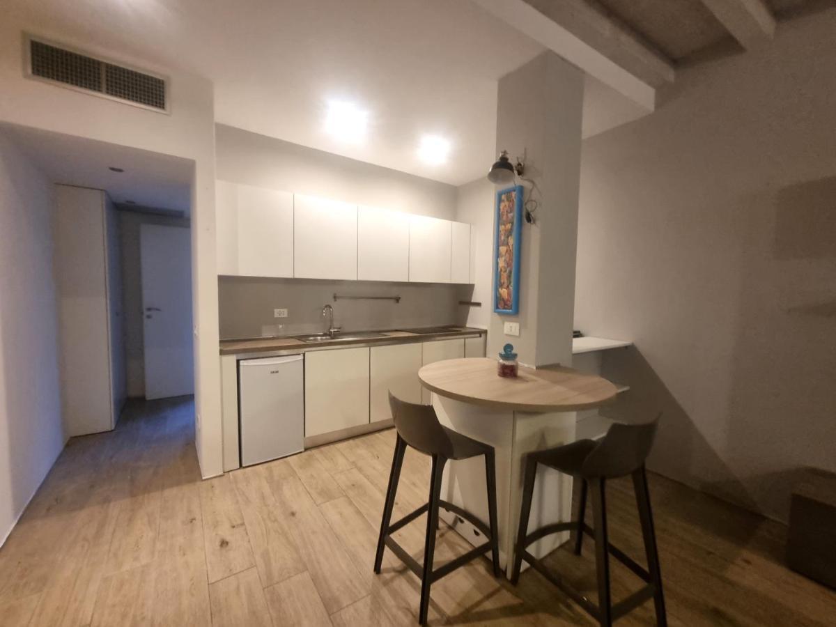 Profumo Di Lago Desenzano-By Goccia Di Lago Desenzano del Garda Eksteriør bilde